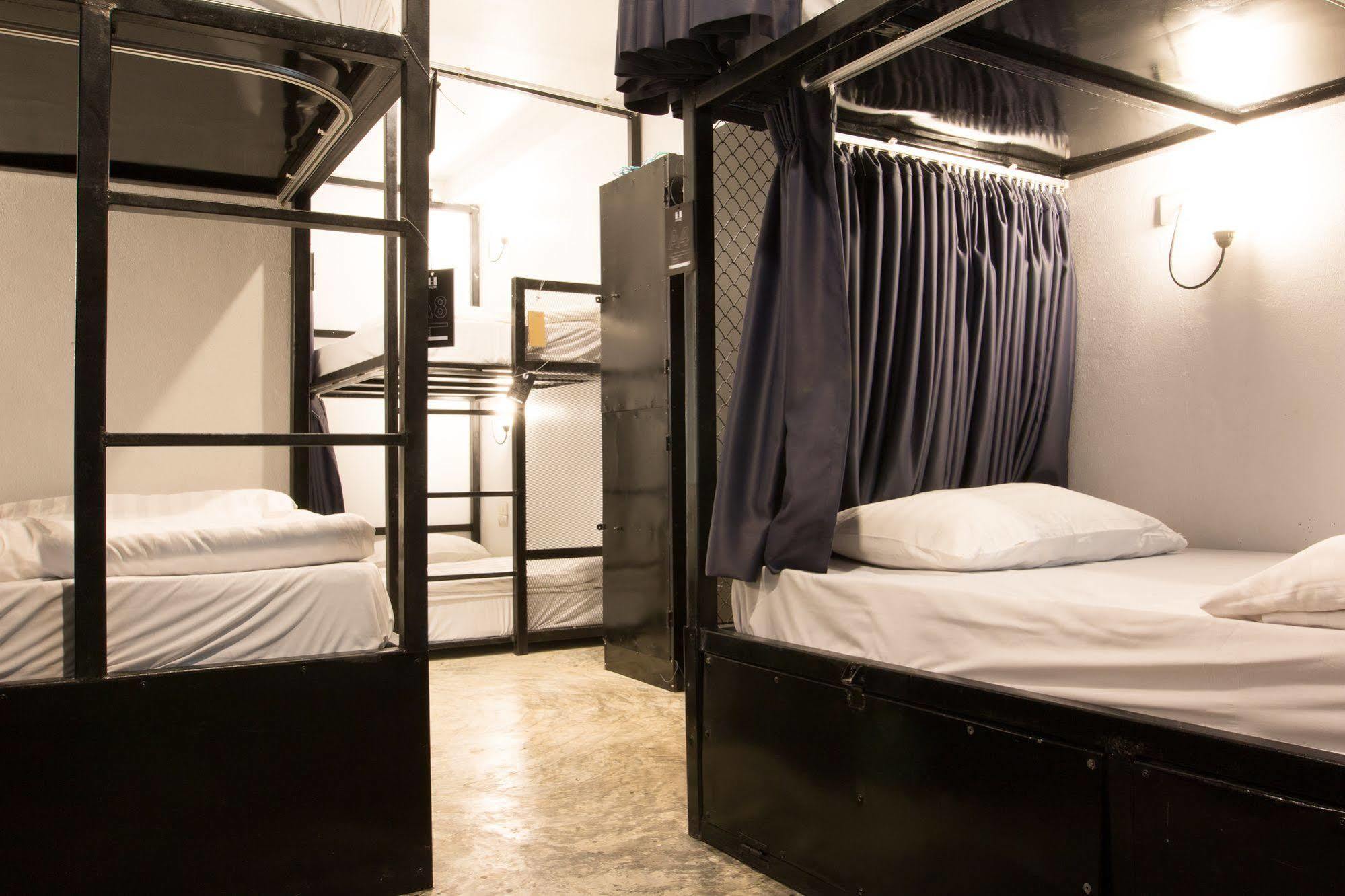 The Pause Hostel Чиангмай Экстерьер фото