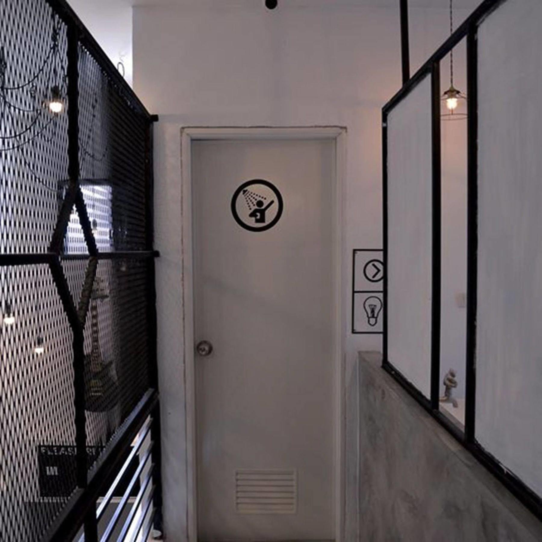 The Pause Hostel Чиангмай Экстерьер фото